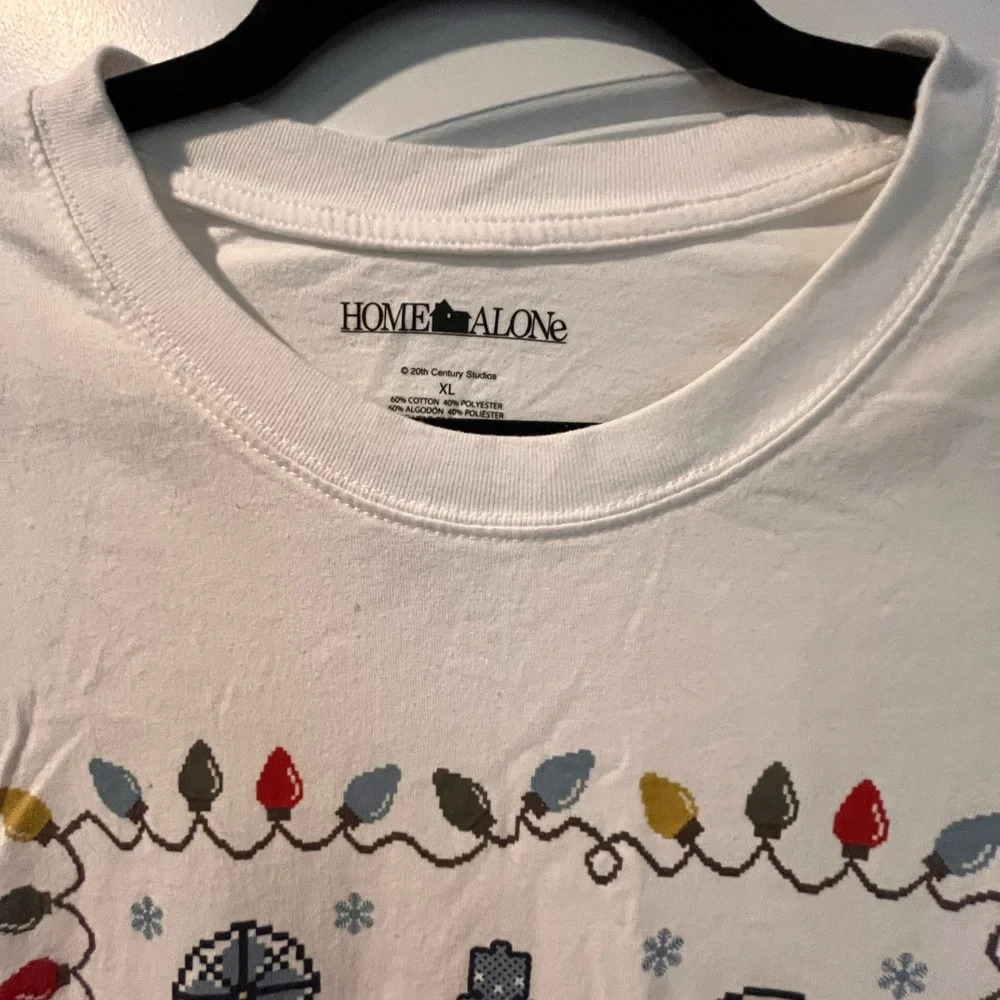 Home Alone Christmas T-Shirt - XL - Picture 3 of 4
